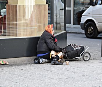poverty-g33857ad55_640
